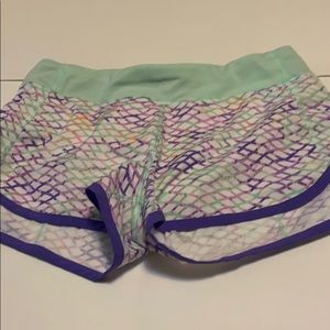 Ivviva runner shorts